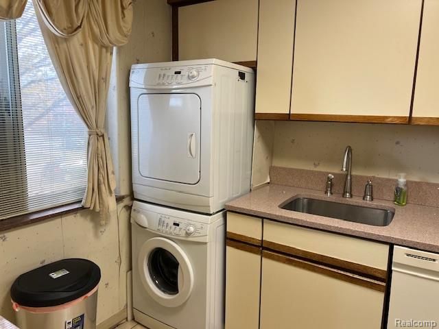 915 E Court Street 104, Flint, MI 48503