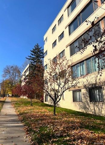 915 E Court Street 104, Flint, MI 48503