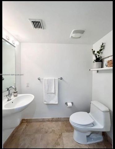 41 SE 5th Street 414, Miami, FL 33131