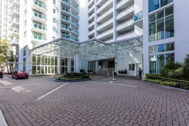 41 SE 5th Street 414, Miami, FL 33131