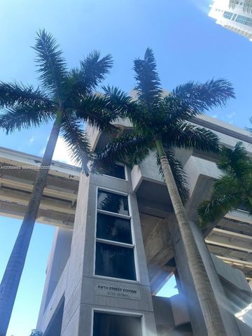 41 SE 5th Street 414, Miami, FL 33131