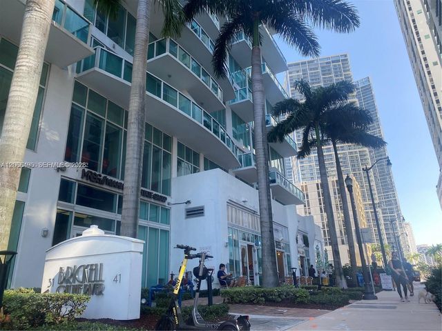 41 SE 5th Street 414, Miami, FL 33131
