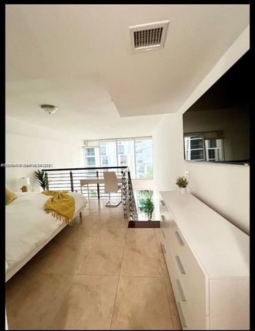 41 SE 5th Street 414, Miami, FL 33131