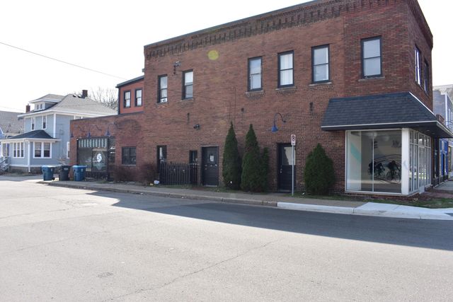 1301-1313 S Westnedge, Kalamazoo, MI 49008