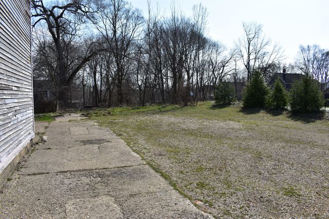 1301-1313 S Westnedge, Kalamazoo, MI 49008