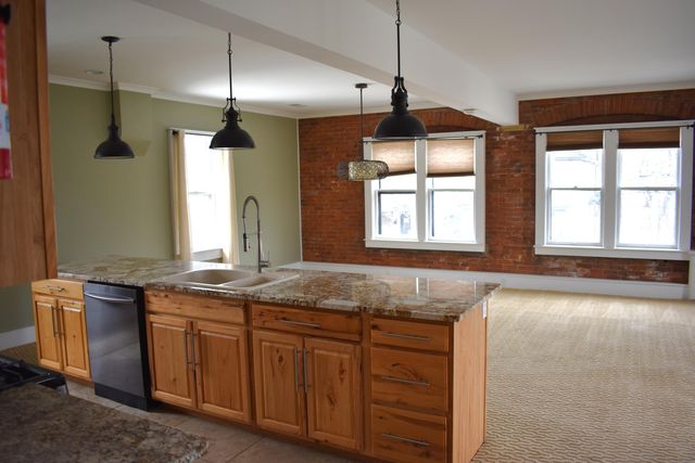 1301-1313 S Westnedge, Kalamazoo, MI 49008