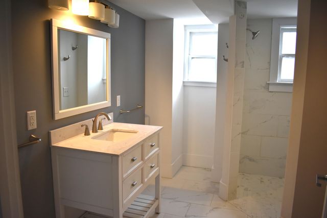 1301-1313 S Westnedge, Kalamazoo, MI 49008