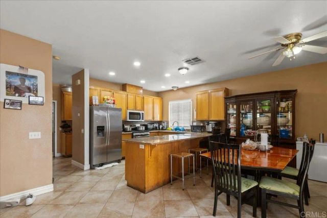 1152 Farview CT, El Cajon, CA 92021