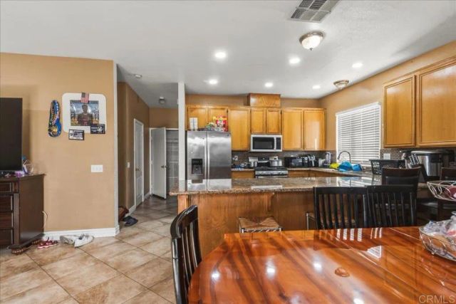 1152 Farview CT, El Cajon, CA 92021