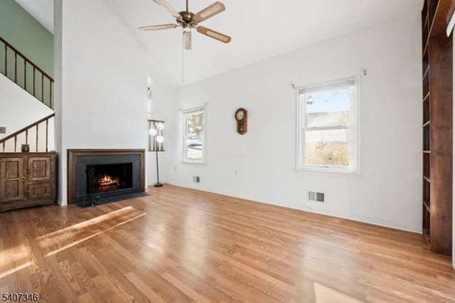 45 Barn Owl Dr, Allamuchy Twp., NJ 07840