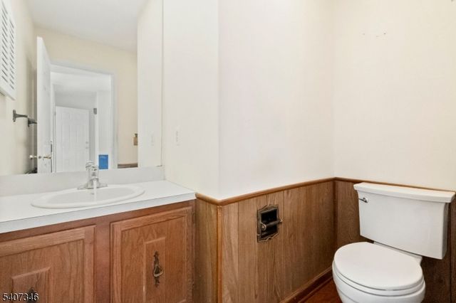 45 Barn Owl Dr, Allamuchy Twp., NJ 07840