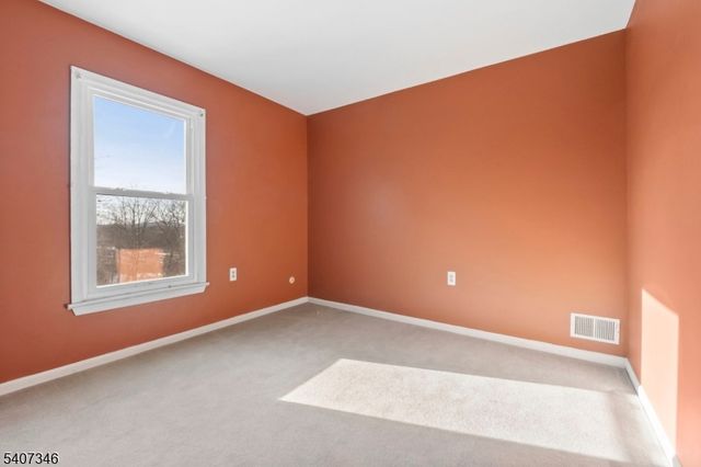 45 Barn Owl Dr, Allamuchy Twp., NJ 07840