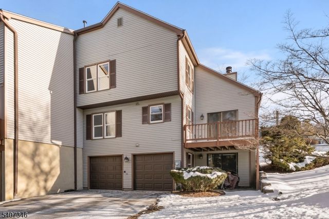 45 Barn Owl Dr, Allamuchy Twp., NJ 07840