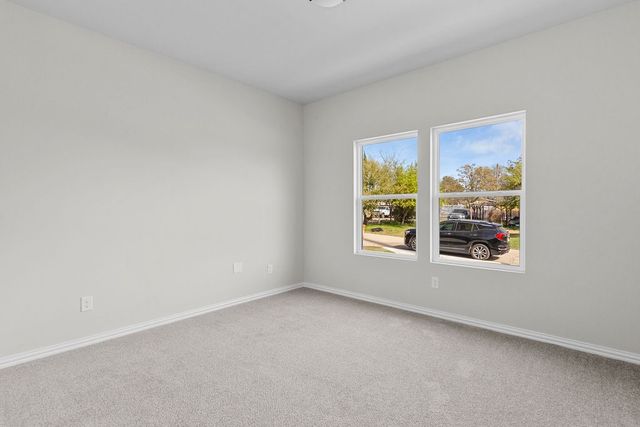 1832 E Broadway Avenue, Fort Worth, TX 76104