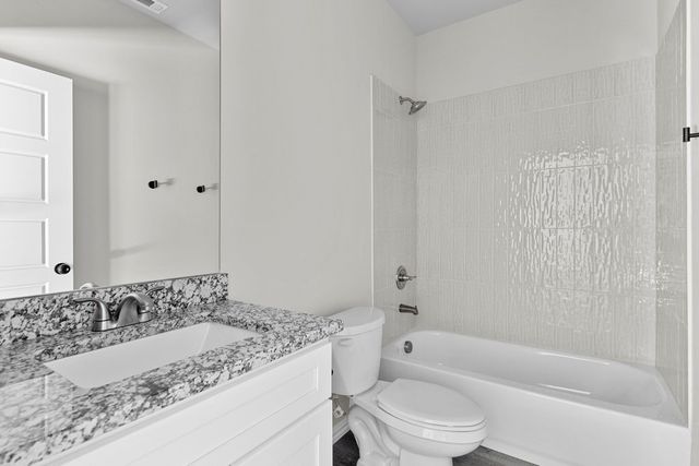 1832 E Broadway Avenue, Fort Worth, TX 76104