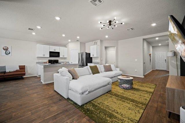 6008 Montrelia DR, Austin, TX 78724