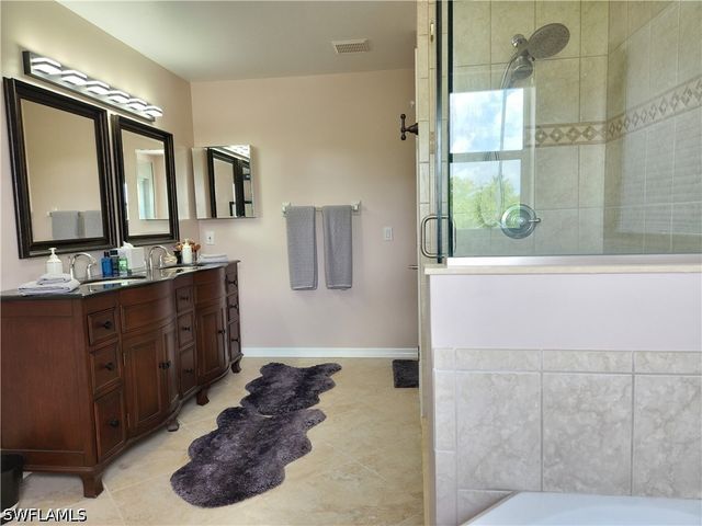 116 Sand Dollar DR, Fort Myers Beach, FL 33931