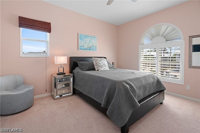 116 Sand Dollar DR, Fort Myers Beach, FL 33931