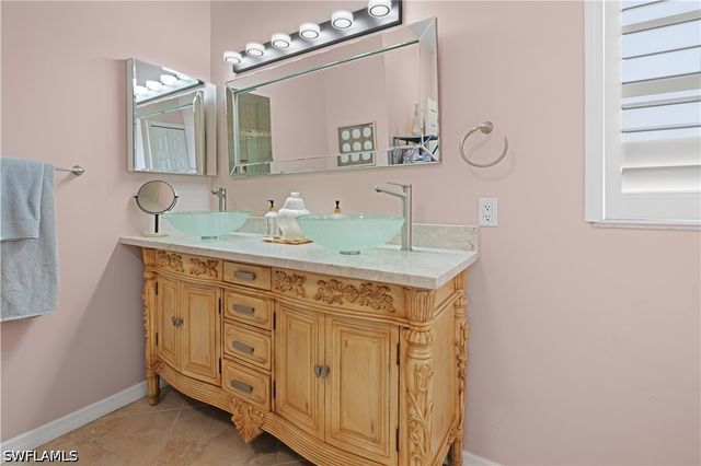 116 Sand Dollar DR, Fort Myers Beach, FL 33931