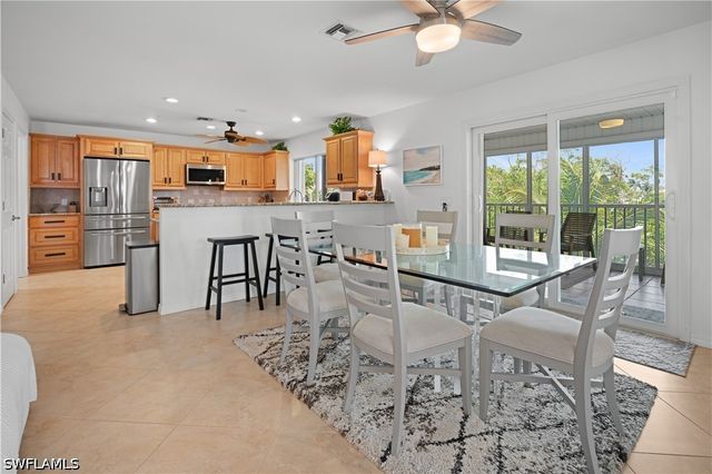 116 Sand Dollar DR, Fort Myers Beach, FL 33931