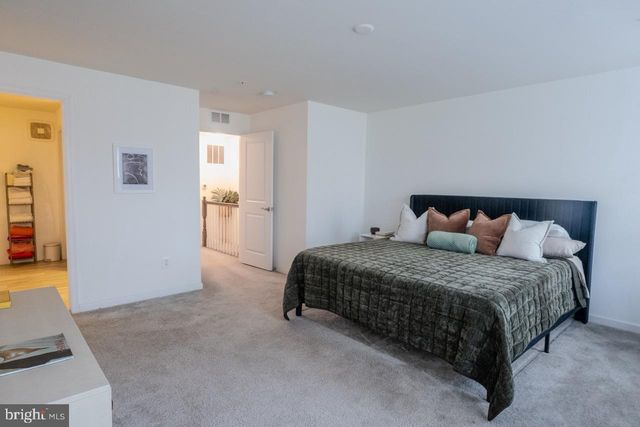 2731 PINEBROOK RD, Landover, MD 20785