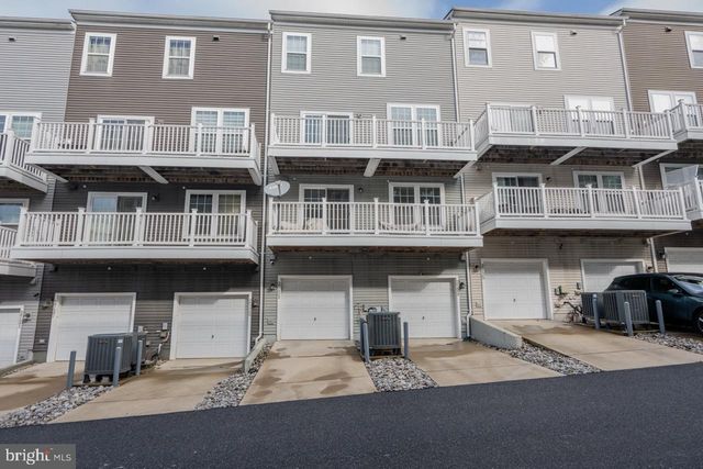 2731 PINEBROOK RD, Landover, MD 20785