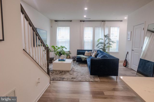 2731 PINEBROOK RD, Landover, MD 20785