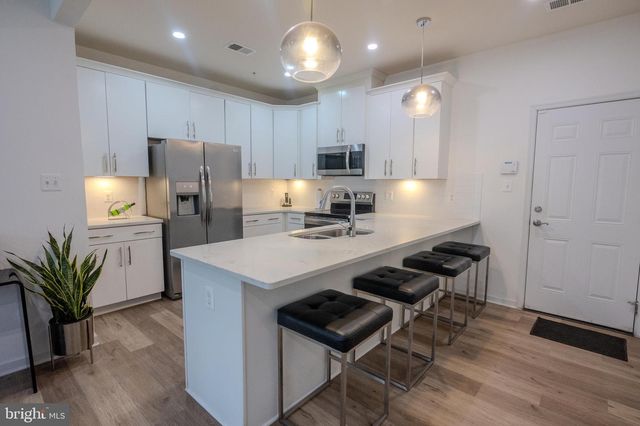 2731 PINEBROOK RD, Landover, MD 20785