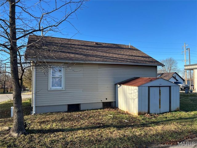 348 W 2nd Street, Lebanon, MO 65536