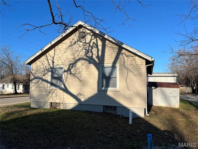 348 W 2nd Street, Lebanon, MO 65536