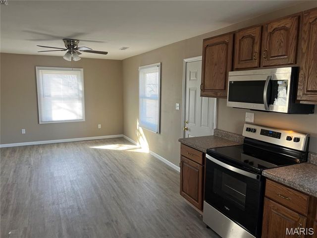 348 W 2nd Street, Lebanon, MO 65536