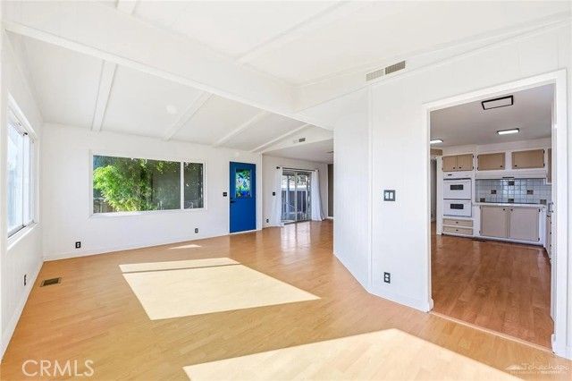 24303 Woolsey Canyon Road 15, Canoga Park (los Angeles), CA 91304