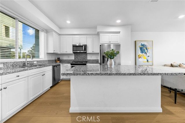 249 Steely, Irvine, CA 92614