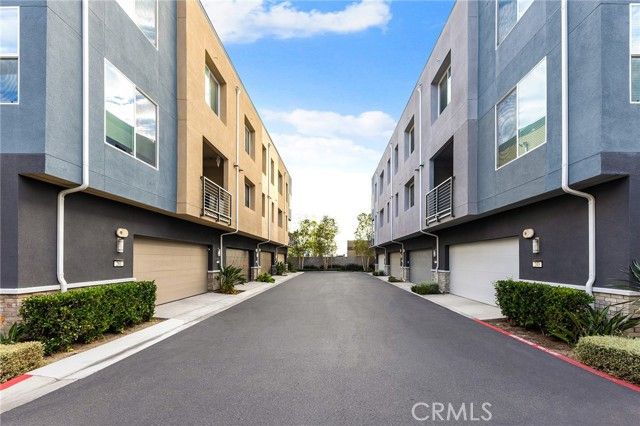 249 Steely, Irvine, CA 92614