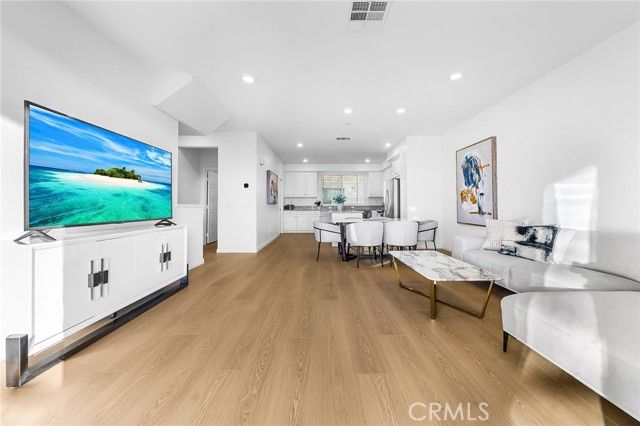 249 Steely, Irvine, CA 92614