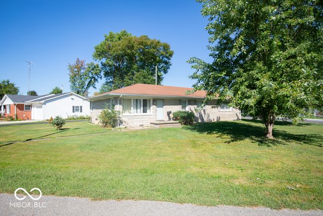 104 Meadow Lane, North Vernon, IN 47265