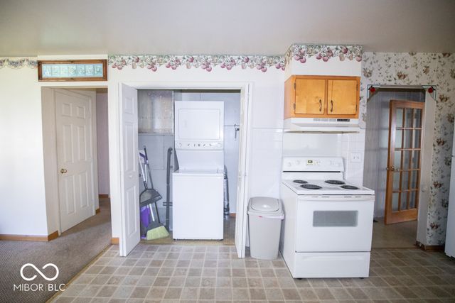 104 Meadow Lane, North Vernon, IN 47265