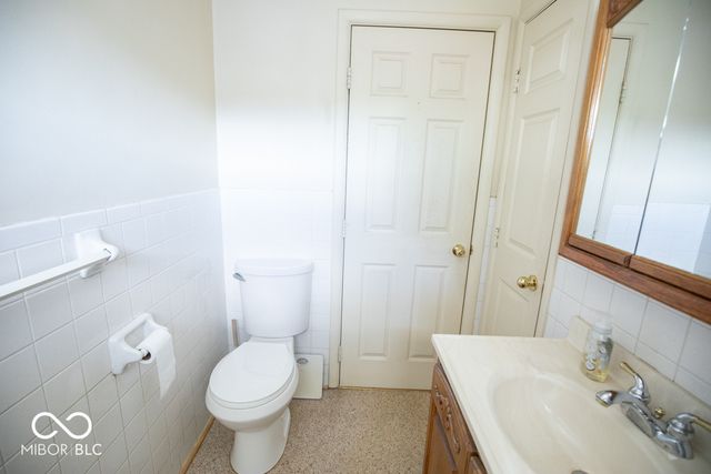 104 Meadow Lane, North Vernon, IN 47265