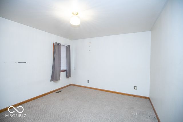 104 Meadow Lane, North Vernon, IN 47265