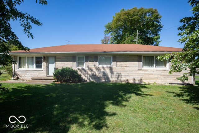 104 Meadow Lane, North Vernon, IN 47265