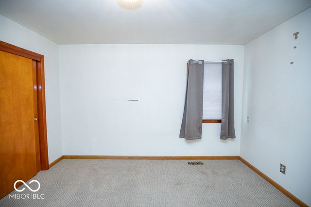 104 Meadow Lane, North Vernon, IN 47265