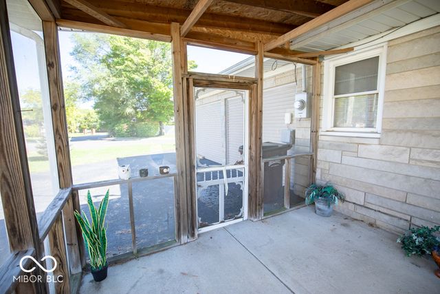 104 Meadow Lane, North Vernon, IN 47265