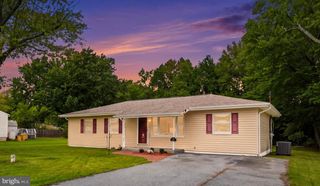 201 CEDAR LN, Edgewater, MD 21037