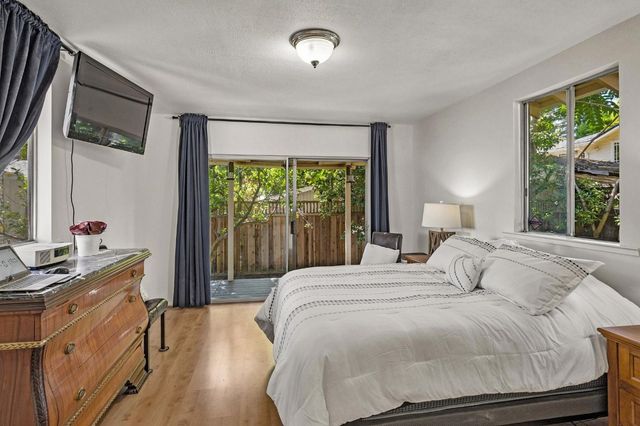 622 Palo Alto Avenue, Palo Alto, CA 94301