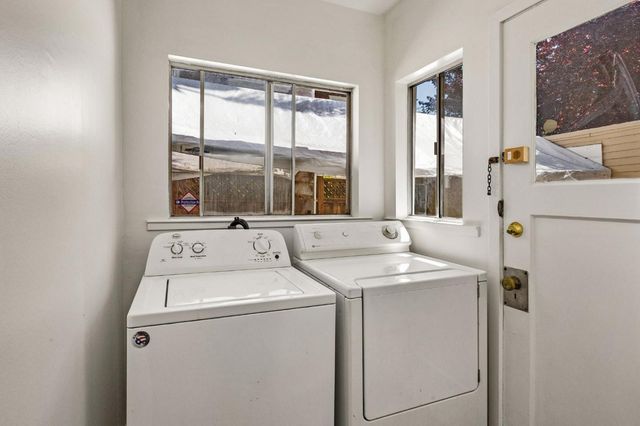 622 Palo Alto Avenue, Palo Alto, CA 94301