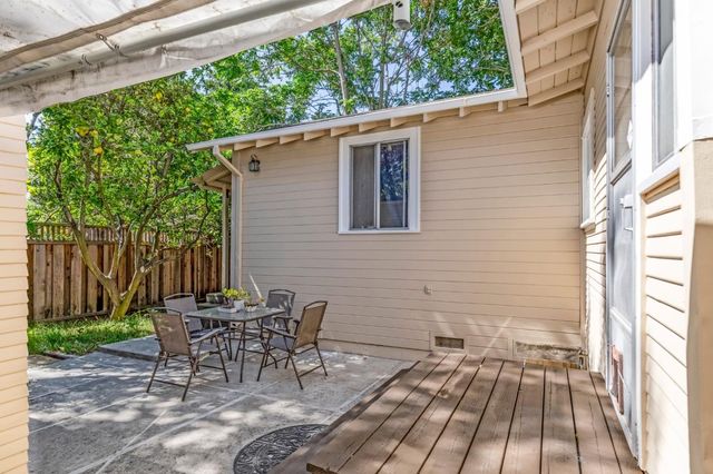 622 Palo Alto Avenue, Palo Alto, CA 94301