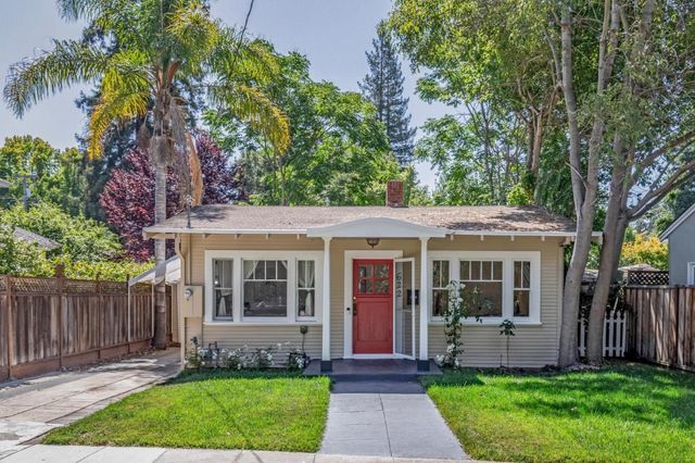 622 Palo Alto Avenue, Palo Alto, CA 94301