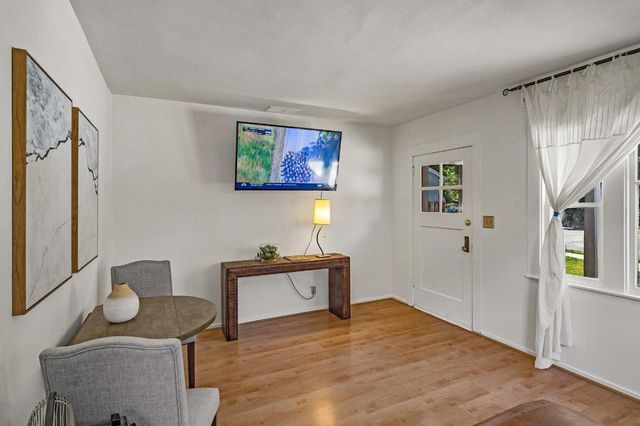 622 Palo Alto Avenue, Palo Alto, CA 94301