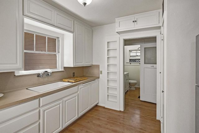622 Palo Alto Avenue, Palo Alto, CA 94301