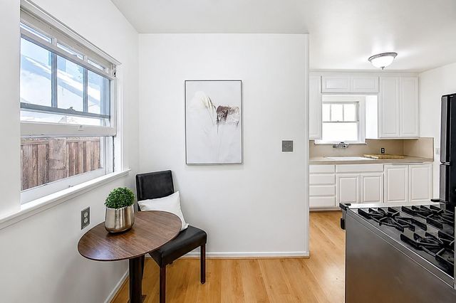 622 Palo Alto Avenue, Palo Alto, CA 94301